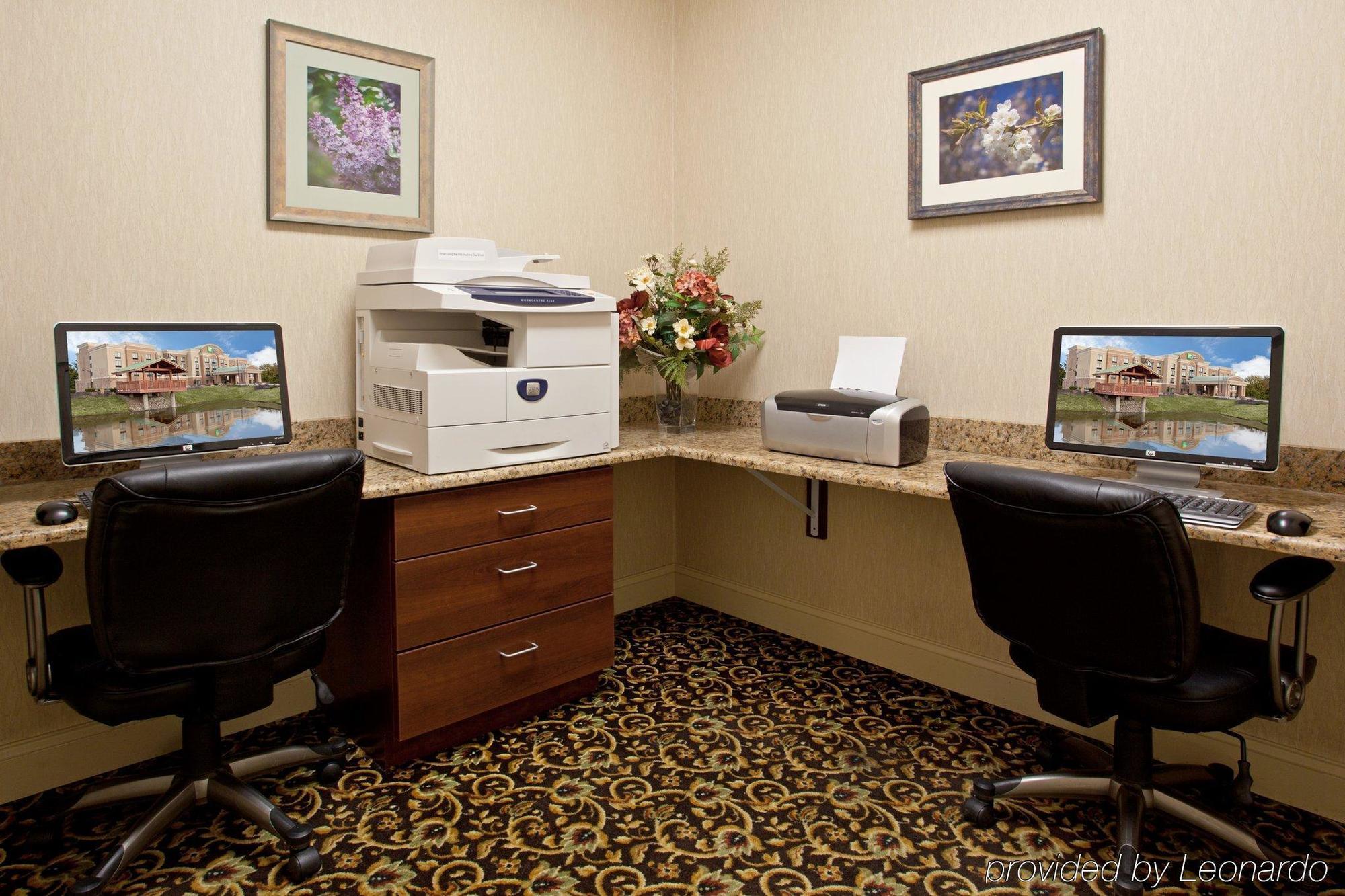Holiday Inn Express Hotel & Suites Rochester Webster By Ihg Zewnętrze zdjęcie